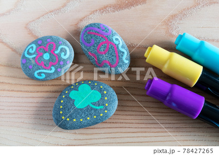Stones painted with markers Stones painted with markers 78427265