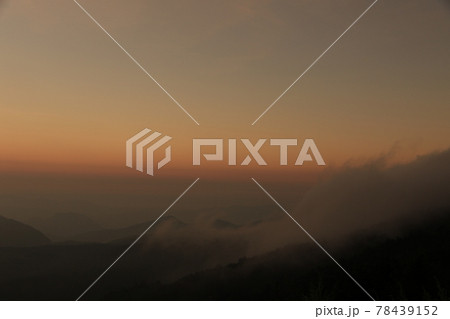 渋峠の横手山からの夕景 78439152