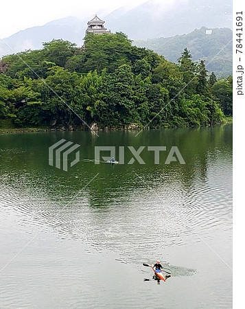 愛媛県大洲市の夏の肱川と大洲城【6月】 愛媛県大洲市の夏の肱川と大洲城【6月】 78441691