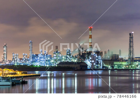 「神奈川県」川崎工場夜景　千鳥橋から望む工場夜景 78446166