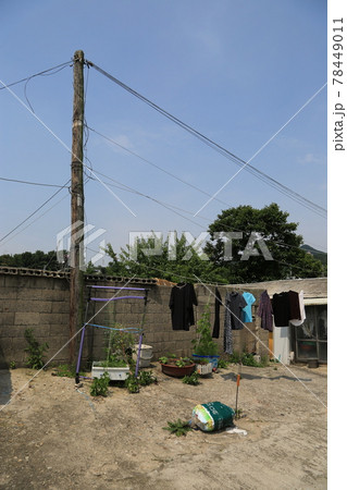 フェンス 塀 屋根 78449011