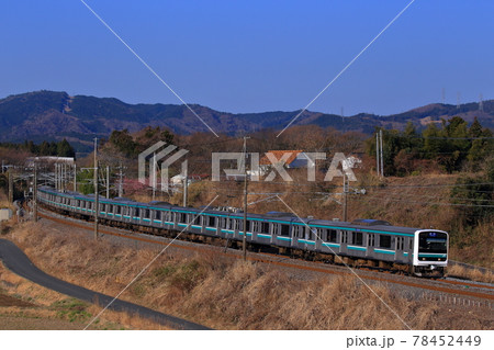 常磐線 E501系 快晴の朝 78452449