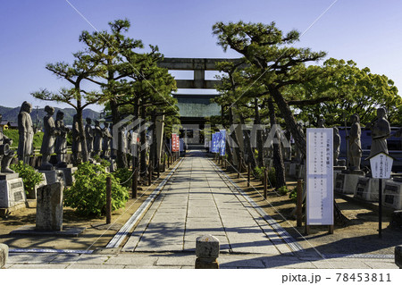 赤穂大石神社　参道　兵庫県赤穂市 78453811