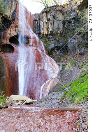 群馬県草津町 嫗仙の滝(おうせんの滝) 群馬県草津町 嫗仙の滝(おうせんの滝) 78457057