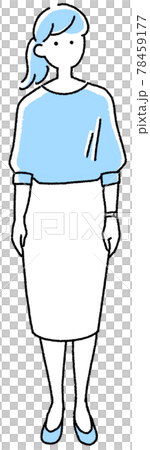 その場に立つビジネスライクな女性 78459177