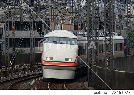 蘇ったオリジナル塗装…デビューカラーリングを纏い日光路へ『特急スペーシア』原色復活車 蘇ったオリジナル塗装…デビューカラーリングを纏い日光路へ『特急スペーシア』原色復活車 78463923