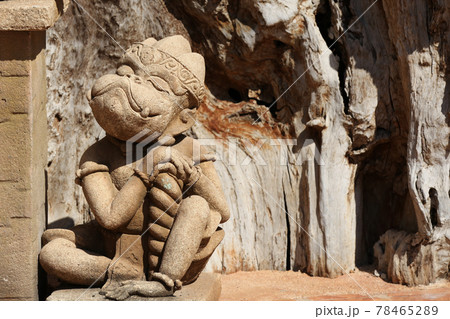 Sculpture, architecture and symbols of Buddhism, Thailand 78465289