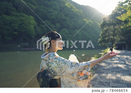 嵐山大堰川の初夏着物ポートレート 嵐山大堰川の初夏着物ポートレート 78466654