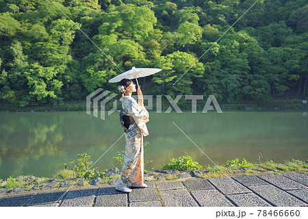 嵐山大堰川の初夏着物ポートレート 嵐山大堰川の初夏着物ポートレート 78466660