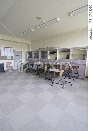 新型コロナウイルスによる部活動休止や休校のイメージ(音楽室) 新型コロナウイルスによる部活動休止や休校のイメージ(音楽室) 78476840