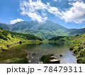 高原の湖 78479311