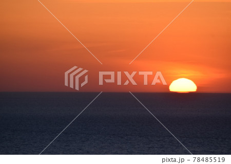 夕日 夕日 78485519