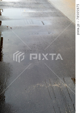 水たまり 水たまり 78505975