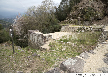 苗木城跡　三の丸馳門跡 78508193