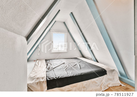 Luxury bedroom design 78511927