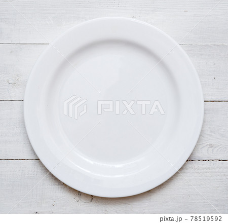 Plate on a table Plate on a table 78519592