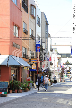 成田山東京別院　深川不動堂　　参道 78527175