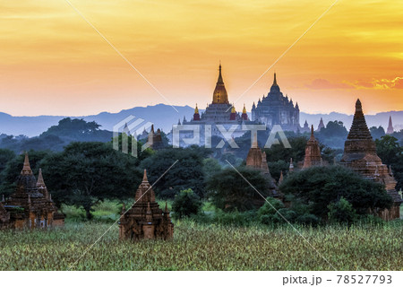 The Great Pagoda of Anada Temple at Sunset, Bagan, Myanmar The Great Pagoda of Anada Temple at Sunset, Bagan, Myanmar 78527793