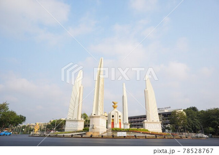 The Democracy Monument in Bagnkok（バンコク、民主記念塔） 78528767