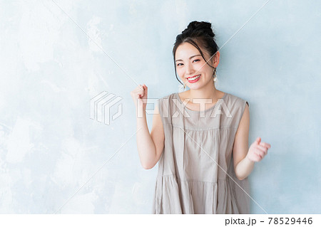 20代女性 78529446