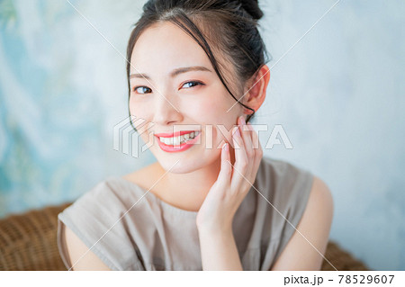 20代女子の美容 78529607