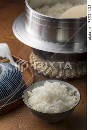 羽釜で炊いたご飯 羽釜で炊いたご飯 78534133