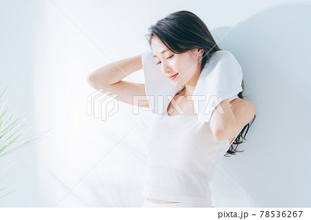 お風呂上がりの女性 お風呂上がりの女性 78536267