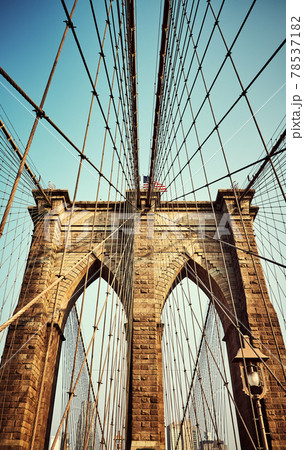 Brooklyn Bridge, color toned picture, New York City, USA. 78537182