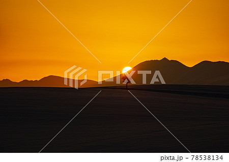 【北海道上富良野町】オプタテシケ岳と日の出の丘 【北海道上富良野町】オプタテシケ岳と日の出の丘 78538134