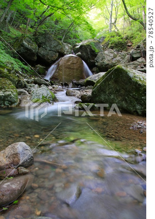 三日月の滝・杉田川渓谷(福島県・大玉村) 三日月の滝・杉田川渓谷(福島県・大玉村) 78540527