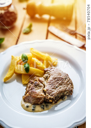 Grilled pork neck 78540704