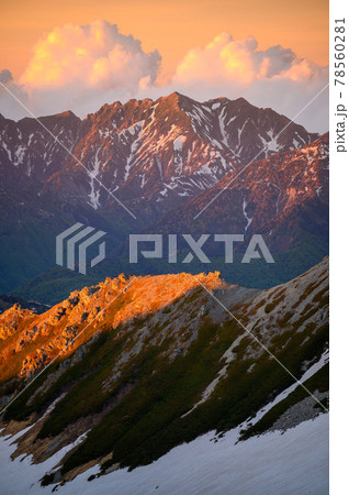 剣御前から後立山を眺める 剣御前から後立山を眺める 78560281