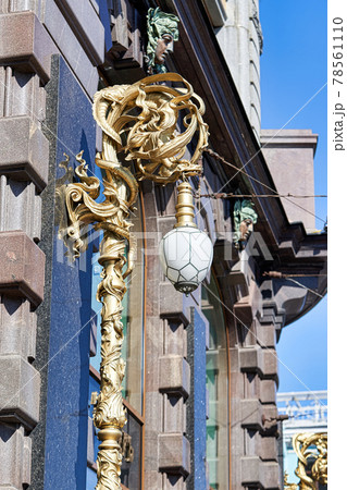 Beautiful vintage street lamp on the street of St. Petersburg Beautiful vintage street lamp on the street of St. Petersburg 78561110