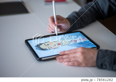 イラストレーターが描く男性 イラストレーターが描く男性 78561262