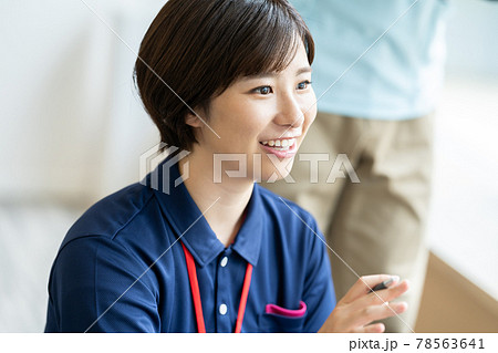 介護イメージ　介護士　介護スタッフ　■撮影協力「LINK FOREST」 78563641