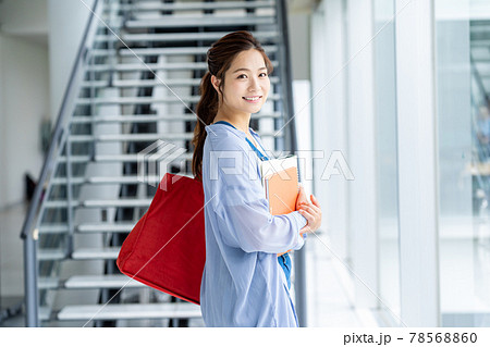 大学生 78568860