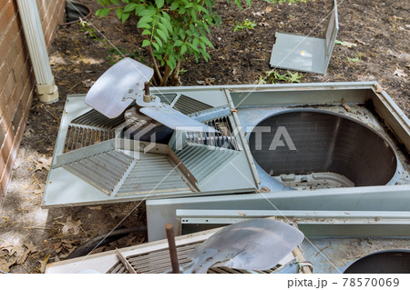 Open air conditioner need service, repair and clean equipment Open air conditioner need service, repair and clean equipment 78570069