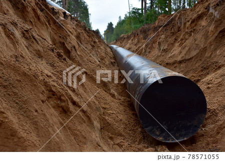 Installation Natural Gas pipeline. Crude Oil Pipe Transportation Market. Installation Natural Gas pipeline. Crude Oil Pipe Transportation Market. 78571055