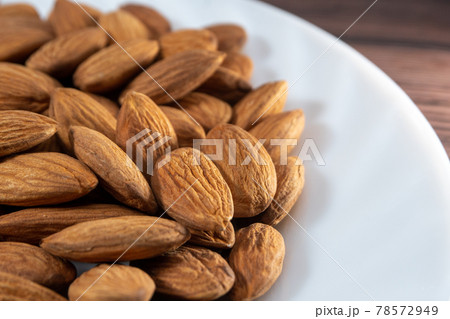 Almonds or Prunus dulcis with selective focus 78572949