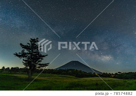 富士山 夏の天の川 富士山 夏の天の川 78574882
