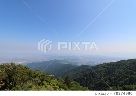 神奈川県の丹沢の大山の山頂からの眺め 78574990