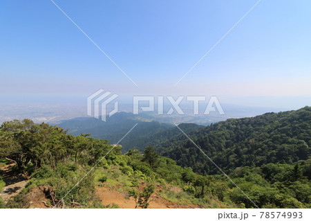 神奈川県の丹沢の大山の山頂からの眺め 78574993