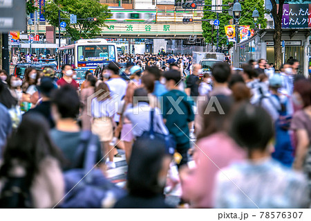 日本の東京都市景観 6月・脅威の人流。道玄坂下から渋谷スクランブル交差点(画面奥)を望む=6月12日 日本の東京都市景観 6月・脅威の人流。道玄坂下から渋谷スクランブル交差点(画面奥)を望む=6月12日 78576307