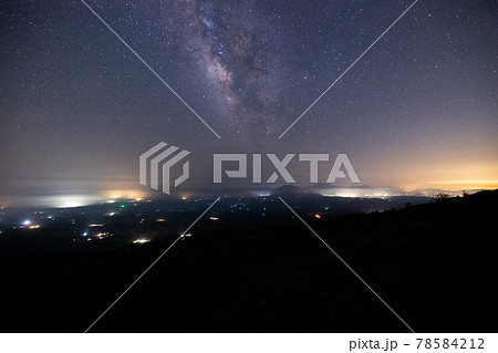 《大分県 九重》扇ヶ鼻山頂からの夏の天の川 《大分県 九重》扇ヶ鼻山頂からの夏の天の川 78584212