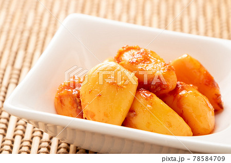 にんにくの漬物(みそかつお)。 にんにくの漬物(みそかつお)。 78584709
