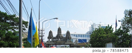 国境、タイ出国(アランヤプラテート)してカンボジア入国(ポイペト)へ。 国境、タイ出国(アランヤプラテート)してカンボジア入国(ポイペト)へ。 78588475