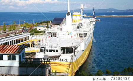 船と青森県の海と青空 78589457