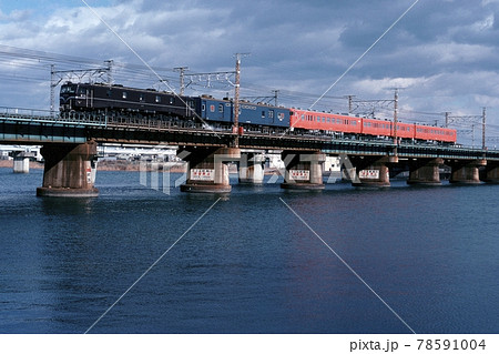 鉄道 国鉄 お召 EF58 61 ロクイチ 東海道 瀬田川 鉄橋 滋賀 気動車 キハ 47系 鉄道 国鉄 お召 EF58 61 ロクイチ 東海道 瀬田川 鉄橋 滋賀 気動車 キハ 47系 78591004