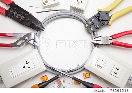 電気工事　スイッチ　コンセント工事イメージ 78591518