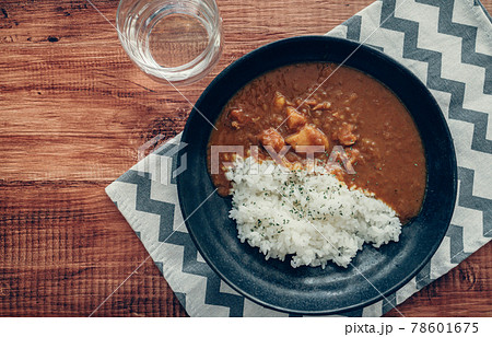 カレー 78601675